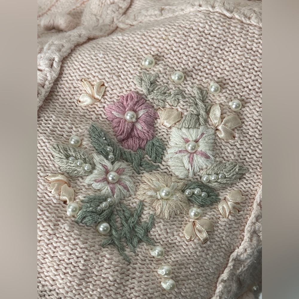 Vintage 90s Casual Corner Hand Knit Heavy Sweater Ribbon Pearls Pink Coquette - Picture 6 of 11